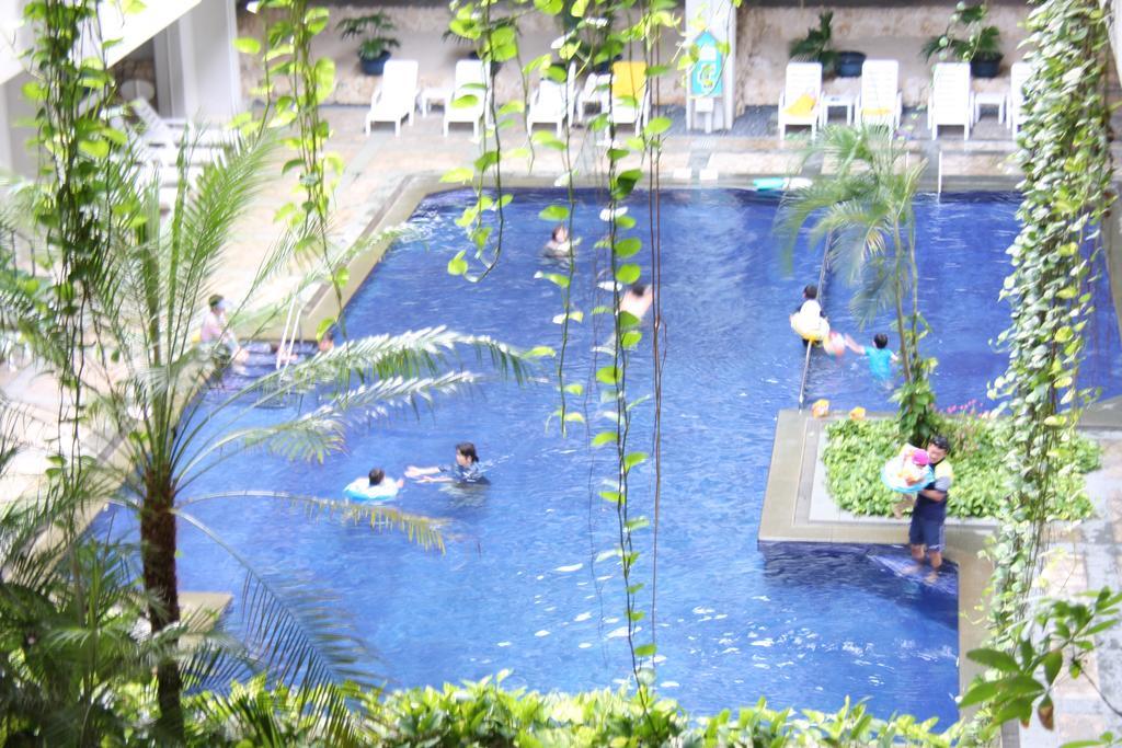Palace In Moon Beach Onna Luaran gambar