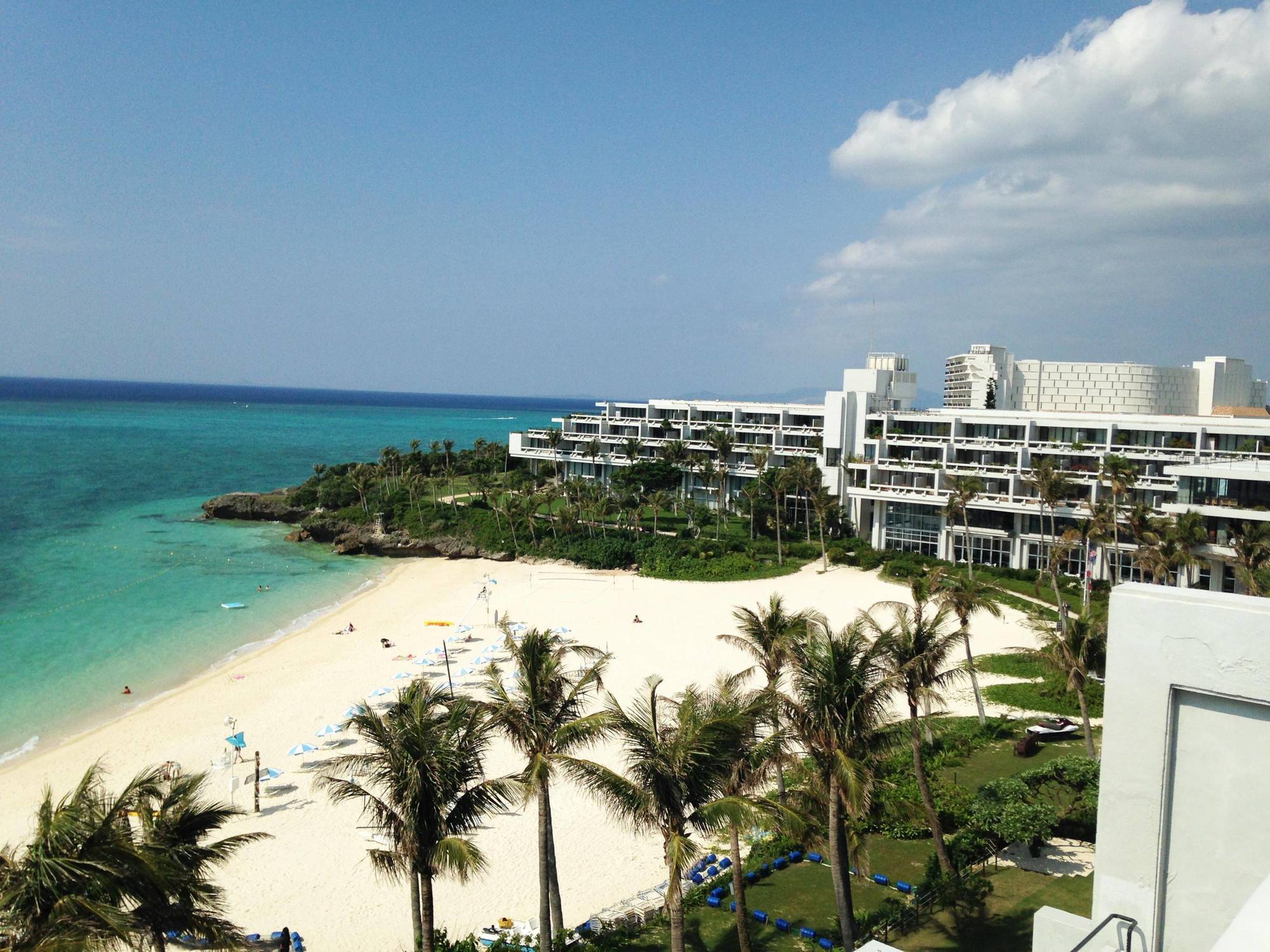 Palace In Moon Beach Onna Luaran gambar