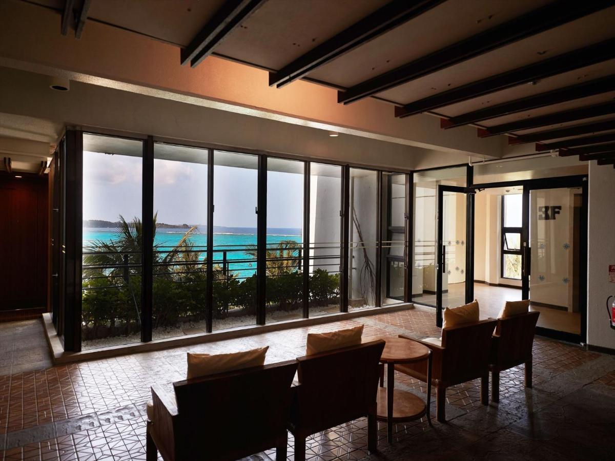 Palace In Moon Beach Onna Luaran gambar