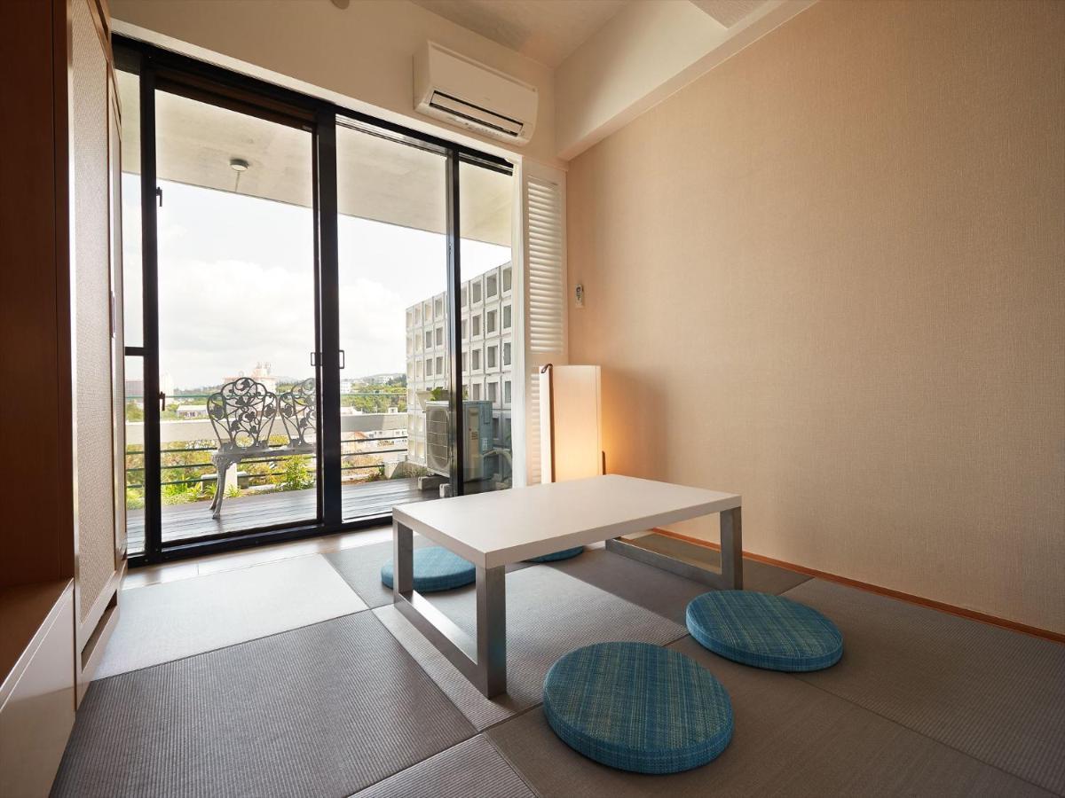 Palace In Moon Beach Onna Luaran gambar