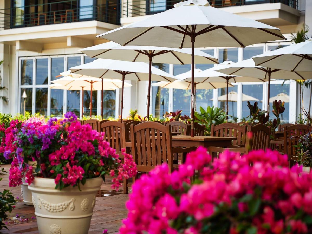 Palace In Moon Beach Onna Luaran gambar