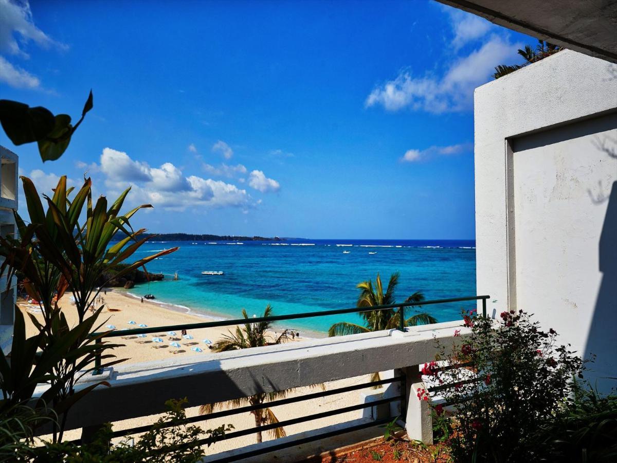 Palace In Moon Beach Onna Luaran gambar